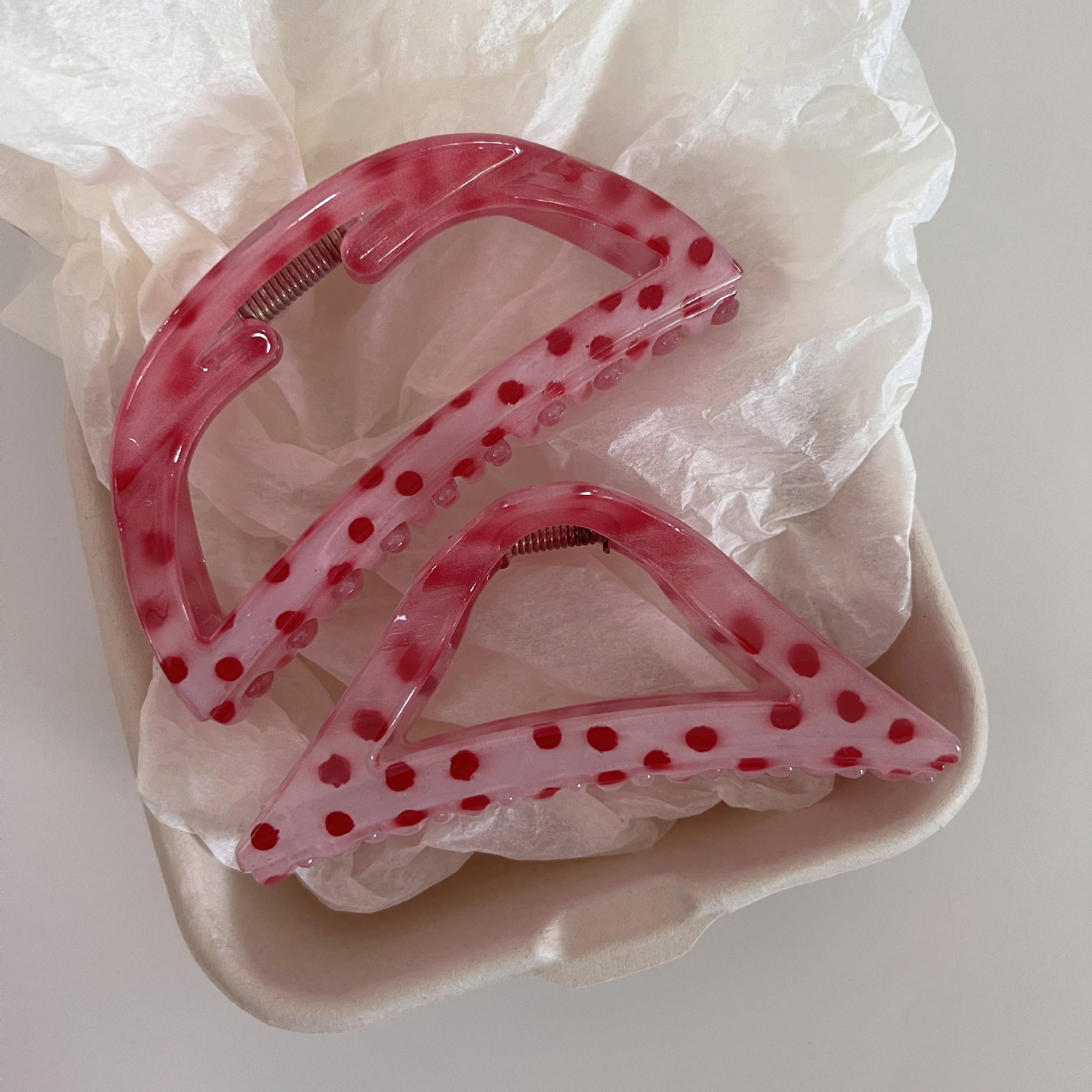 New Strawberry Polka Dot Grip